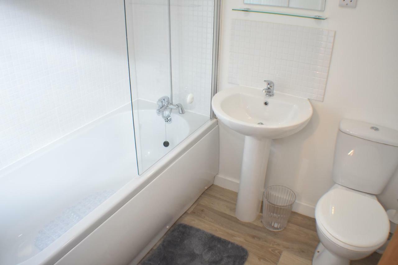 Bushfield House Appartement Peterborough Buitenkant foto