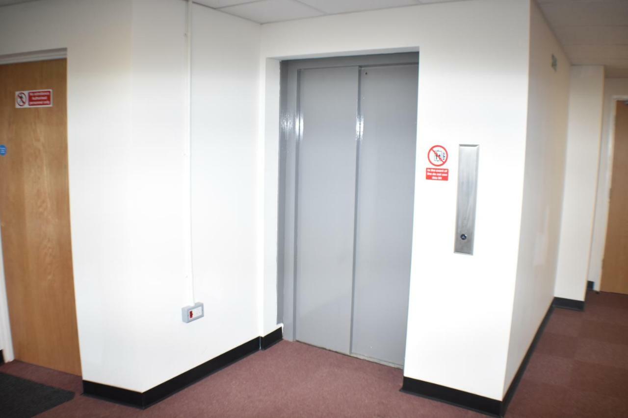 Bushfield House Appartement Peterborough Buitenkant foto