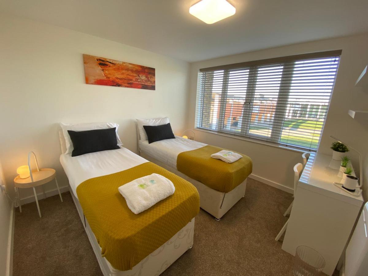 Bushfield House Appartement Peterborough Buitenkant foto