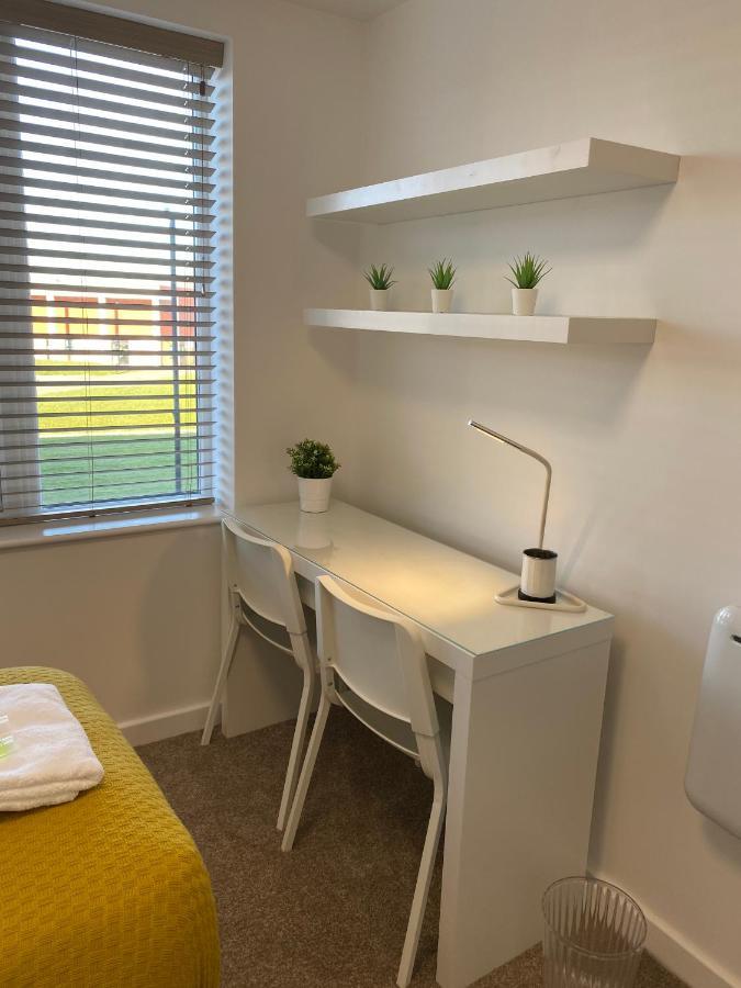 Bushfield House Appartement Peterborough Buitenkant foto